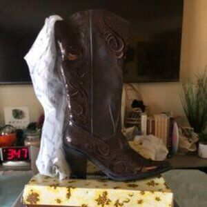 John fashion 10’ cowboy Boots Coffee Size 10  NEW